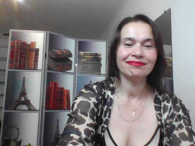 HelenMoo live cam on BongaCams
