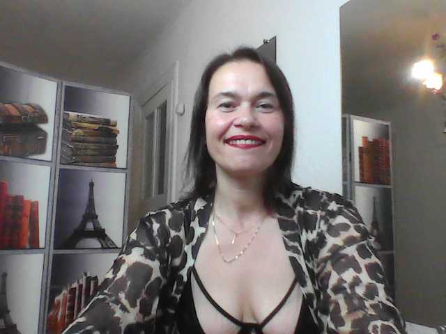 HelenMoo live cam on BongaCams