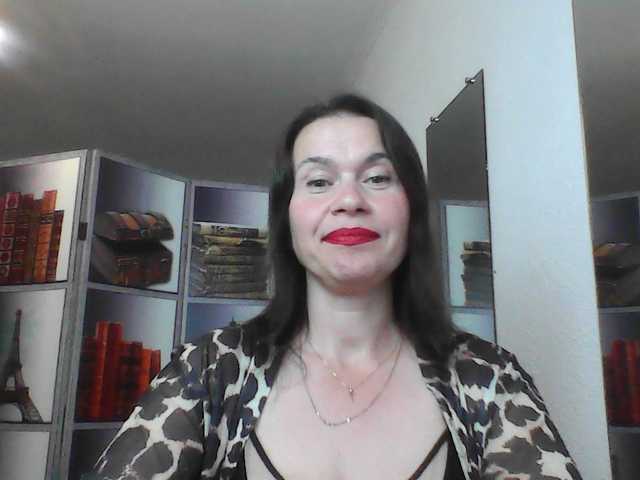 HelenMoo live cam on BongaCams
