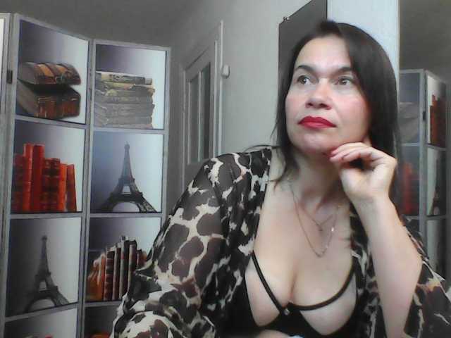 HelenMoo live cam on BongaCams
