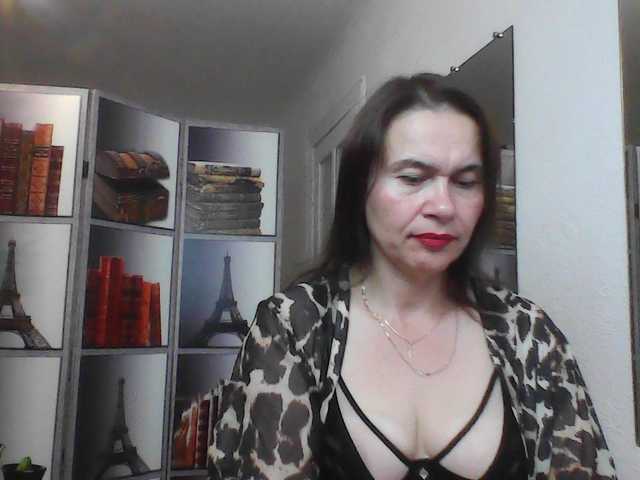HelenMoo live cam on BongaCams