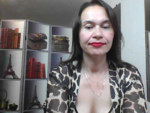 HelenMoo live cam on BongaCams