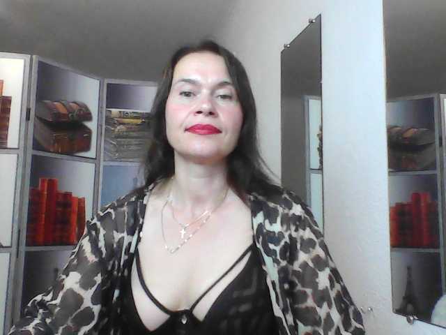 HelenMoo live webcam show