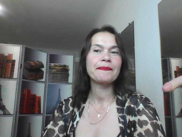 HelenMoo live webcam show