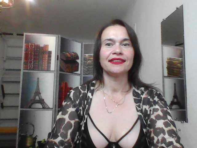 HelenMoo live cam on BongaCams