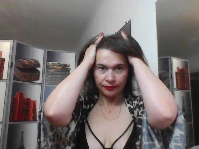 HelenMoo live cam on BongaCams