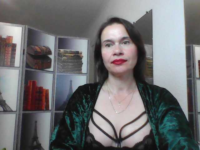 HelenMoo live cam preview