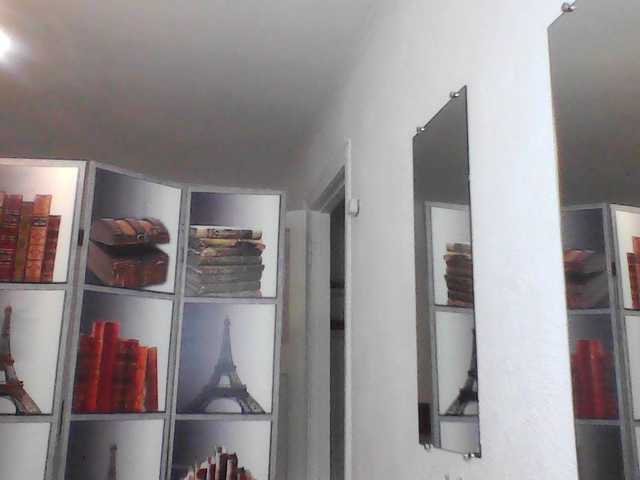 HelenMoo live webcam show