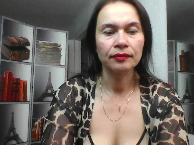 HelenMoo live cam on BongaCams