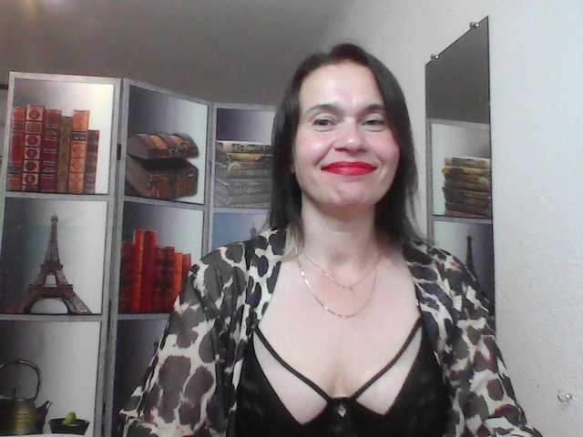 HelenMoo live cam on BongaCams