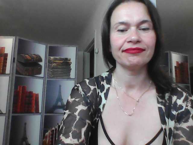 HelenMoo live webcam show