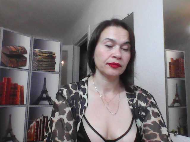 HelenMoo live cam on BongaCams
