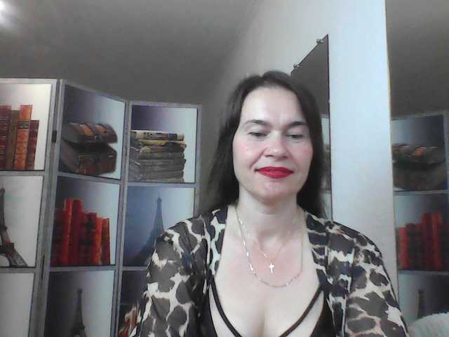 HelenMoo live cam on BongaCams