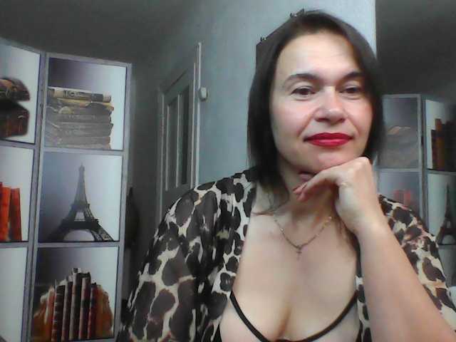 HelenMoo live cam on BongaCams