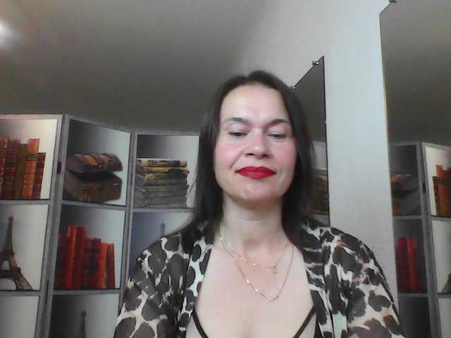 HelenMoo live webcam show