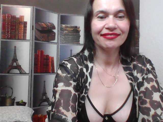 HelenMoo live cam on BongaCams