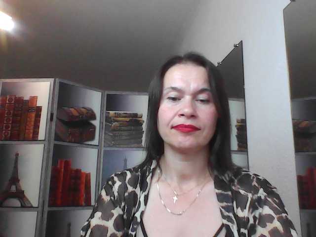HelenMoo live cam on BongaCams