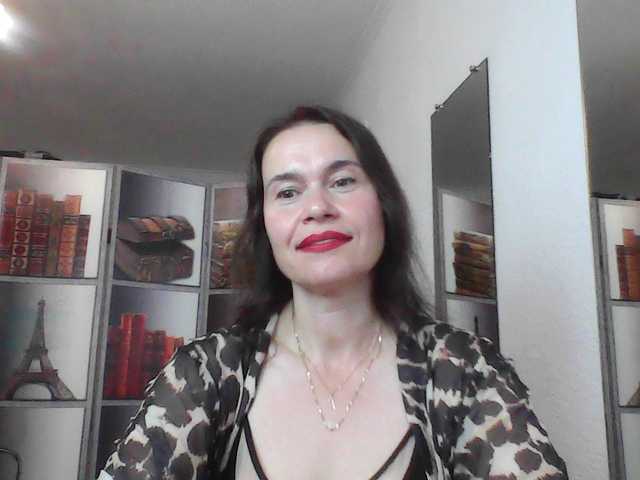 HelenMoo live cam on BongaCams