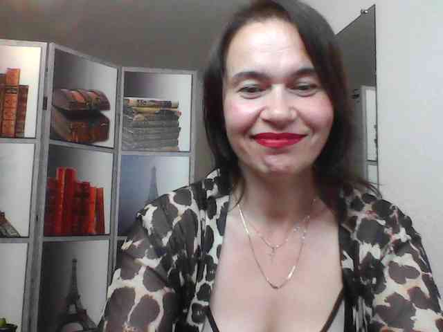 HelenMoo webcam