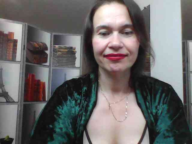 HelenMoo webcam