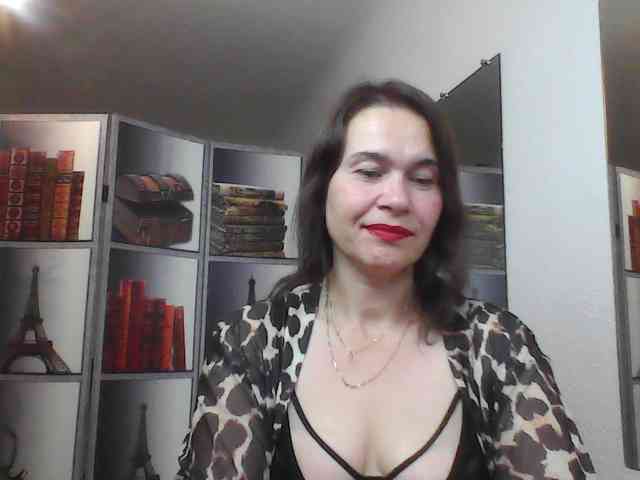 HelenMoo webcam