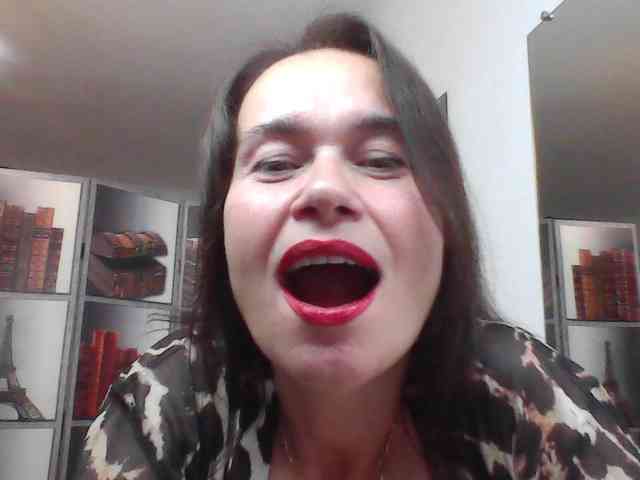 HelenMoo webcam