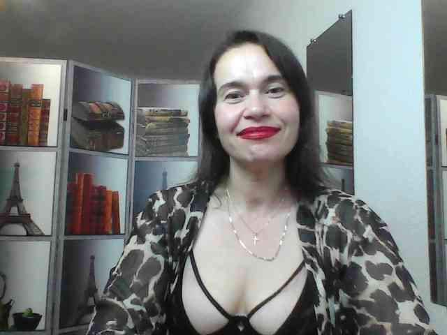HelenMoo webcam