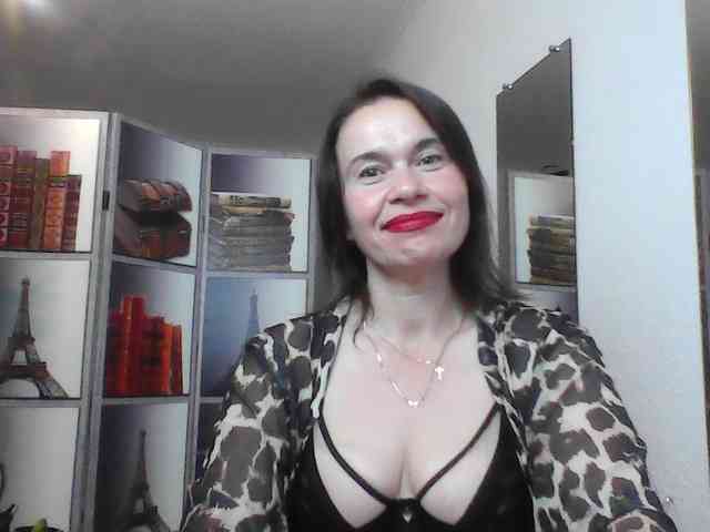 HelenMoo webcam