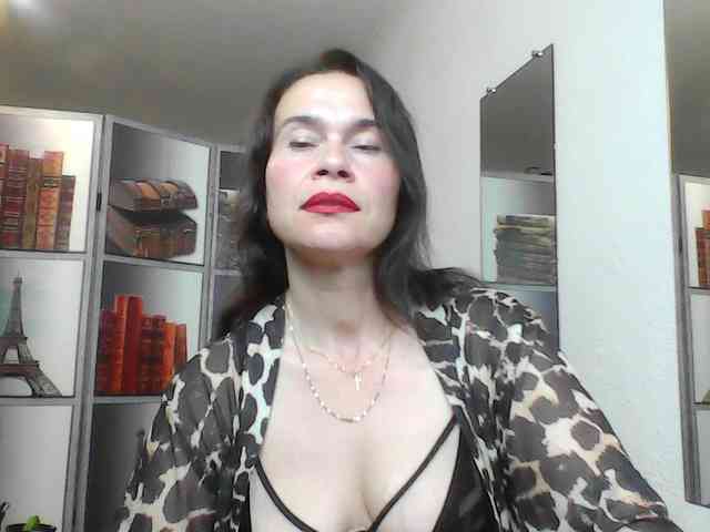 HelenMoo webcam