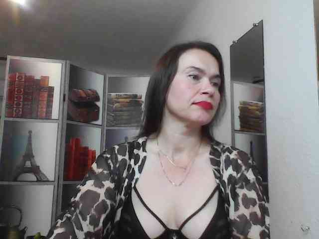 HelenMoo webcam