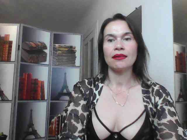 HelenMoo webcam