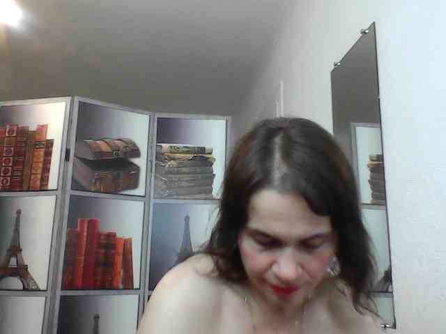HelenMoo webcam