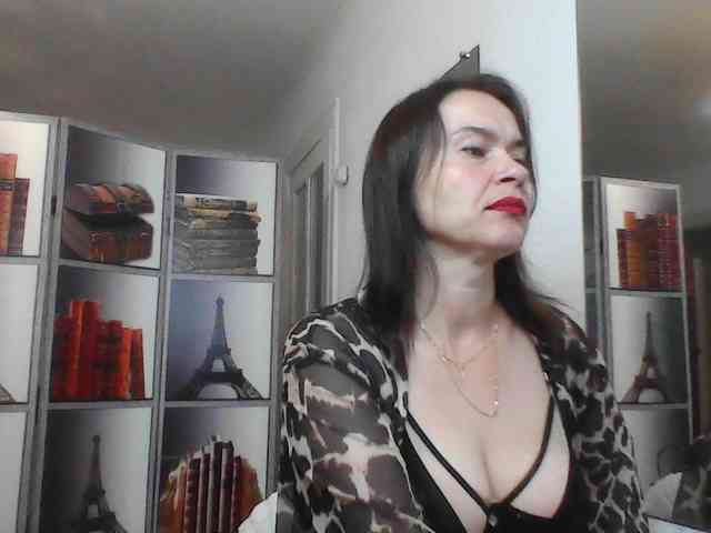 HelenMoo webcam