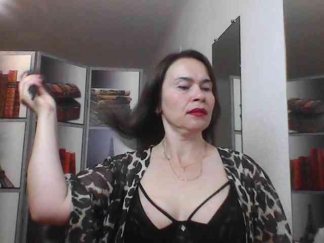 HelenMoo webcam