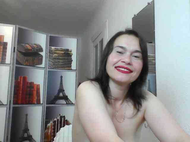 HelenMoo webcam