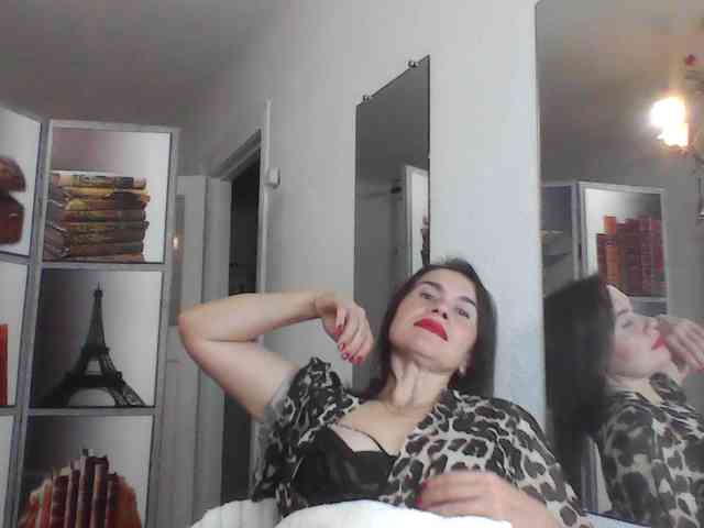 HelenMoo webcam