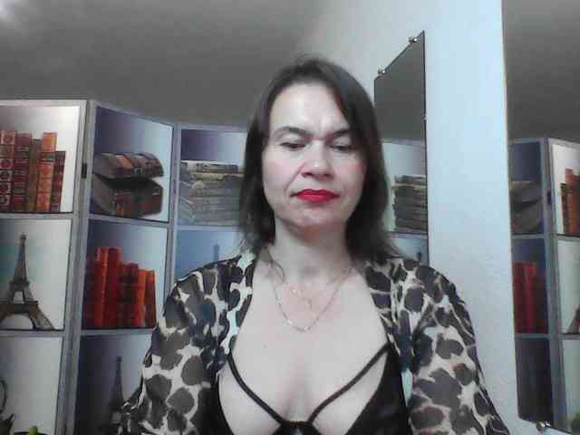 HelenMoo webcam