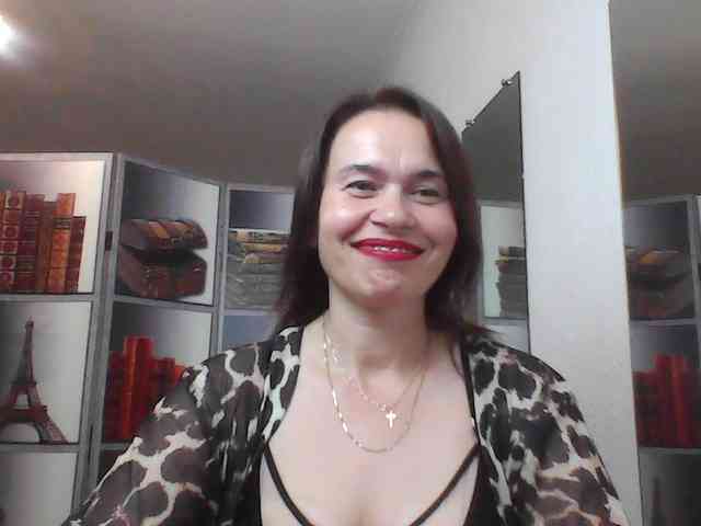 HelenMoo webcam