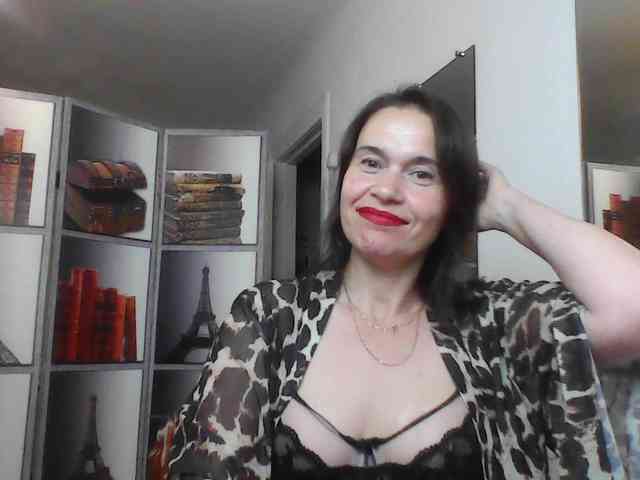 HelenMoo webcam