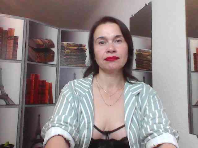 HelenMoo webcam