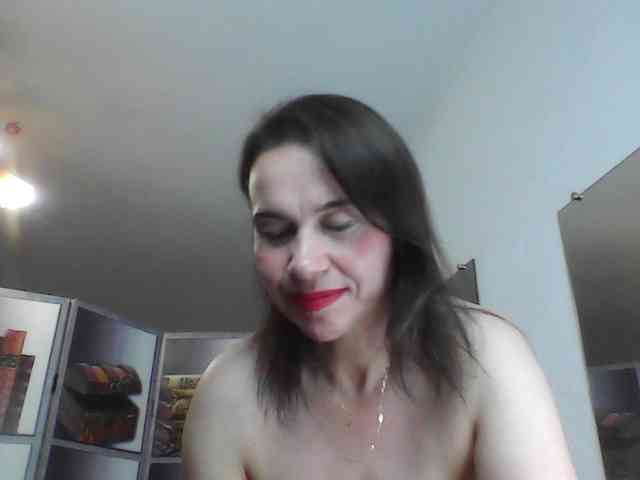 HelenMoo webcam