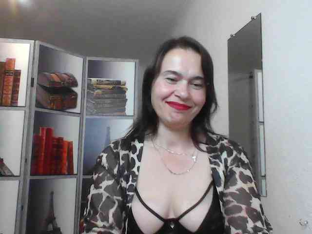 HelenMoo webcam