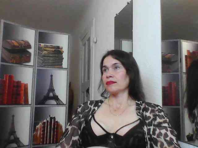HelenMoo webcam