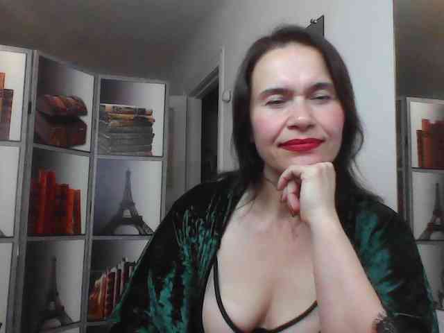 HelenMoo webcam