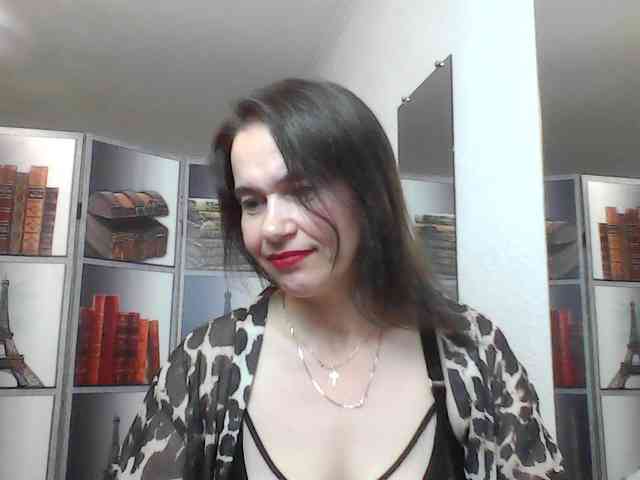HelenMoo webcam