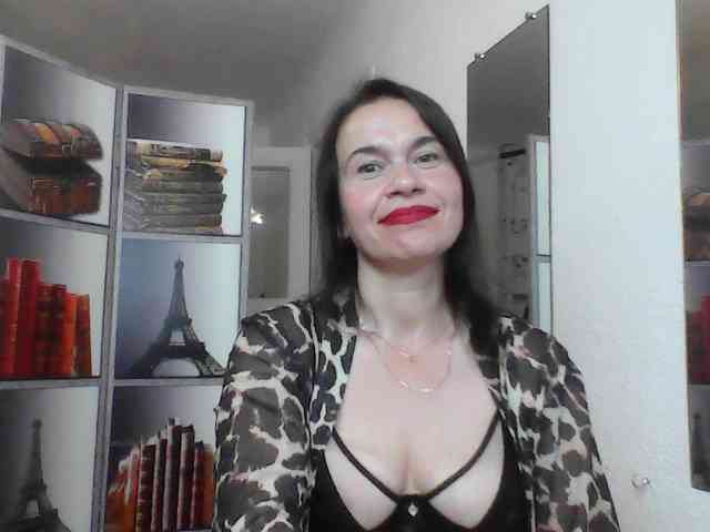 HelenMoo webcam
