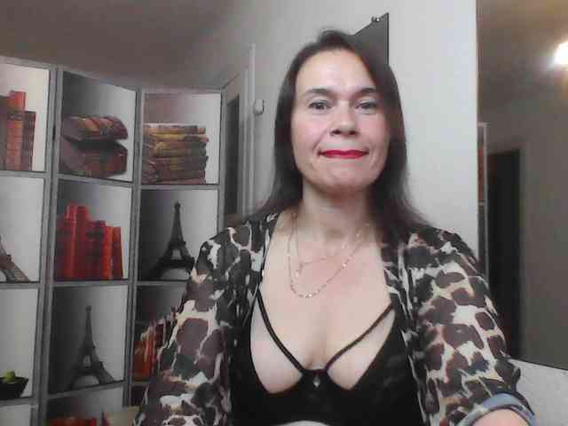 HelenMoo webcam