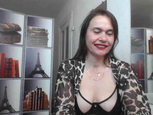 HelenMoo webcam