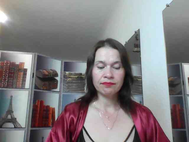 HelenMoo webcam