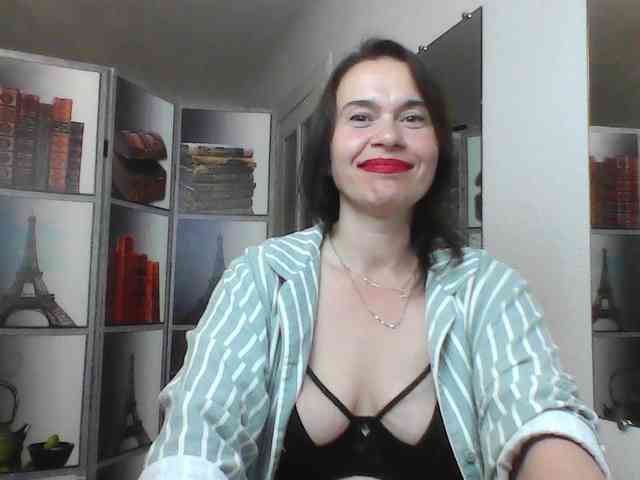 HelenMoo webcam